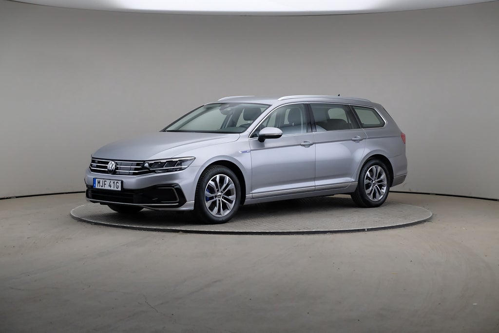 Volkswagen Passat GTE 218hk Värmare