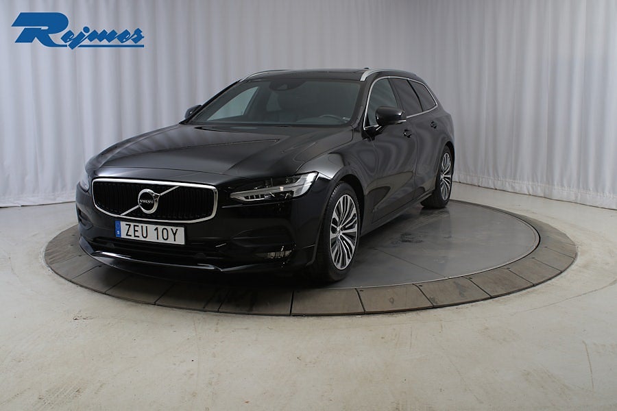 Volvo V90 D4 AWD Momentum Advanced SE II