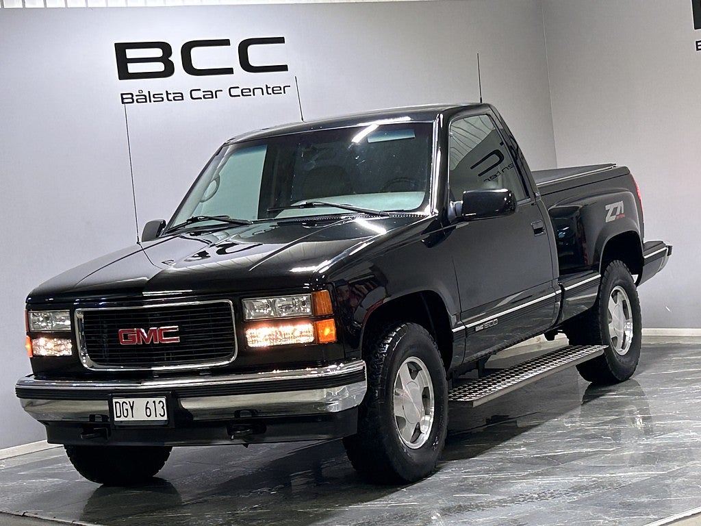 GMC Sierra K1500 Enkelhytt 4.3 V6 4WD *Samlarbil i toppskick* 