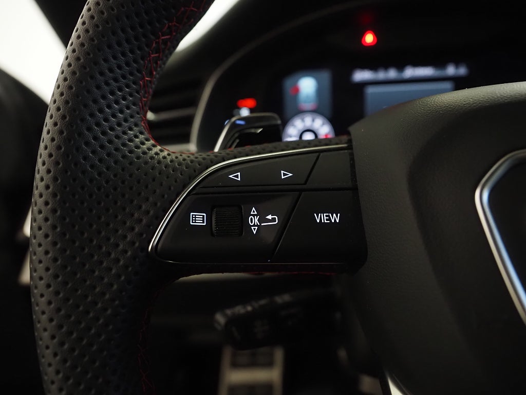 Audi RSQ8 600hk Massage B&O Sportavgas 23" Drag Nybilsgaranti 2025