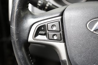 Halvkombi Hyundai i20 13 av 18