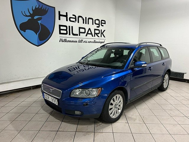 Volvo V50 2.4 / SUPERDEAL 3,95%/ KAMREM BYTT /