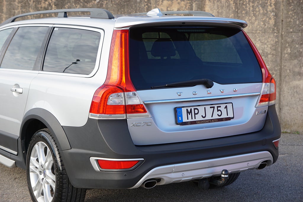 Volvo XC70 D4 AWD Classic Summum Keyless Adaptiv-Fart Drag SE UTR