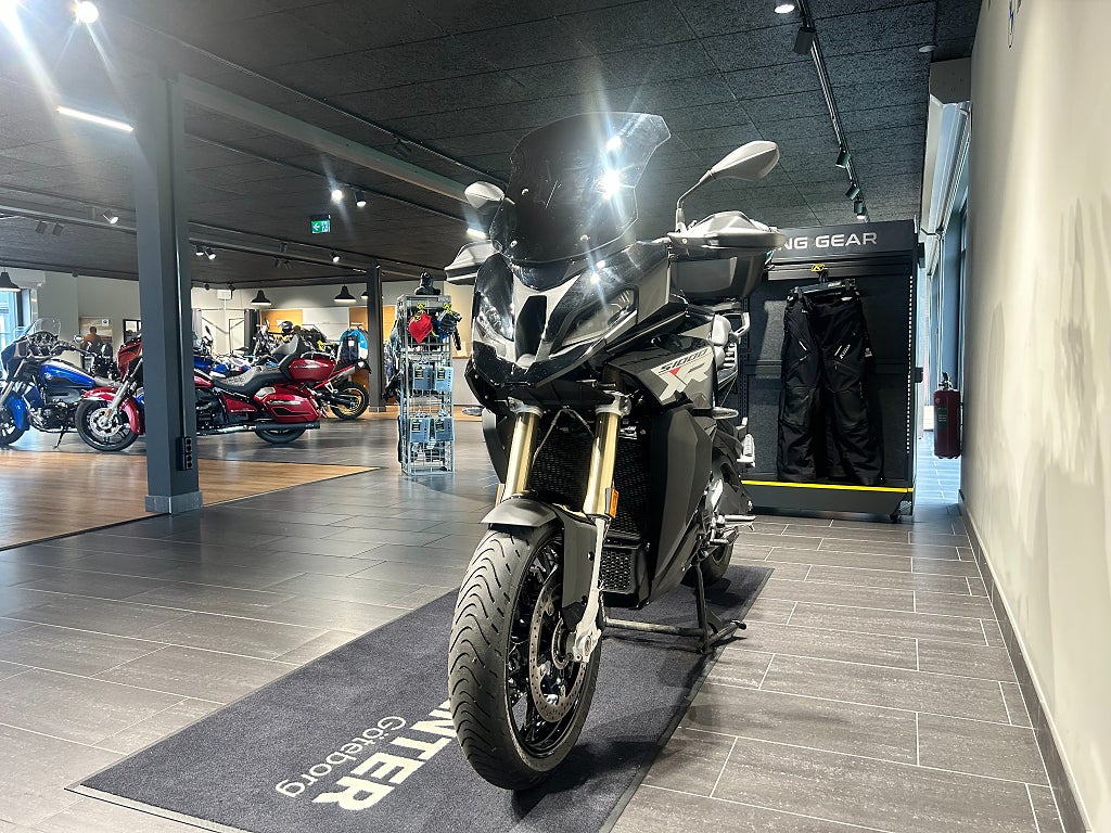 BMW S1000XR /LeoVincé/ConnectedNavigator/1025 mil