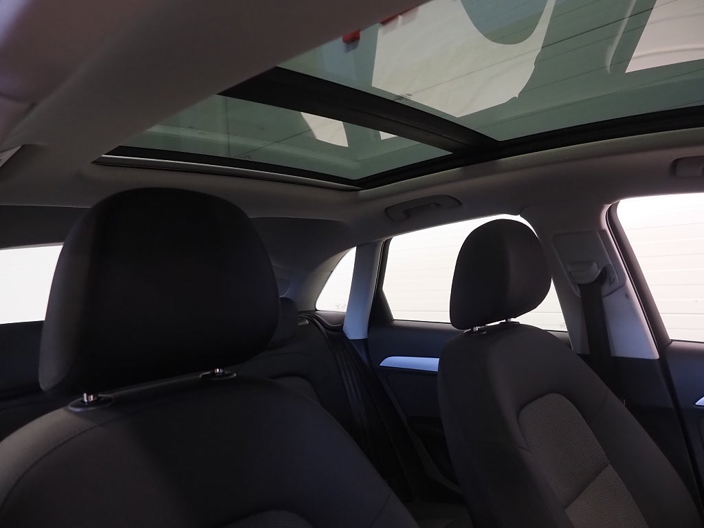 Audi Q3 TDI 150hk quattro S-Tronic | Drag | Pano | Navi | 2018