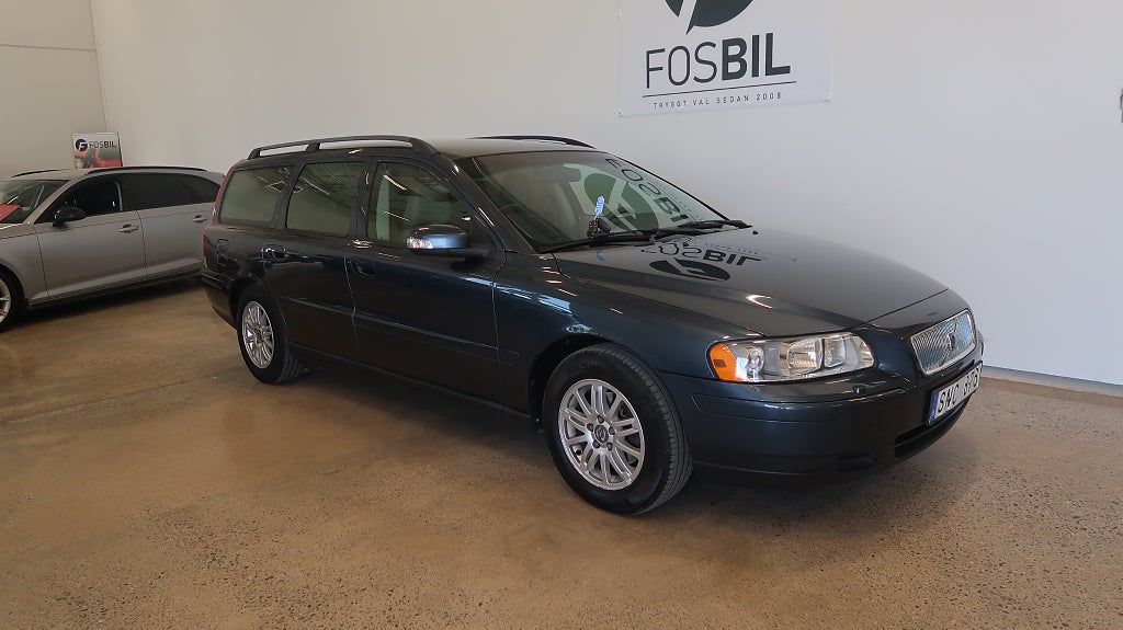 Volvo V70  *RÄNTEKAMPANJ 3.45%* 2.4 Drag Kamremsbytt Nyservad SoV