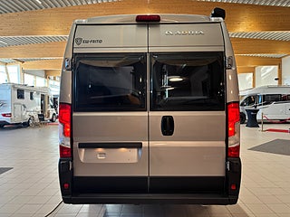 Husbil-halvintegrerad Adria TWIN SELECT 640 SLB 4 av 19