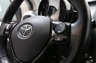 Halvkombi Toyota Aygo 15 av 22