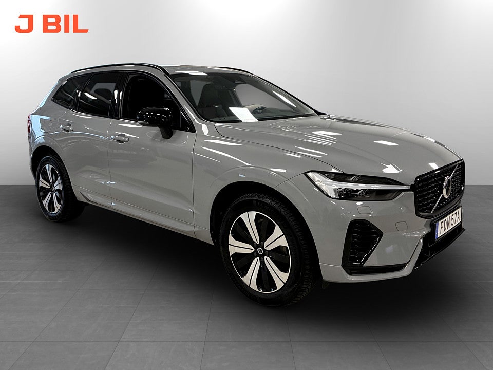 Volvo XC60 Plus Dark PHEV T6 350hk Aut AWD Bower & Wilkins DRAG