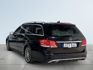 Mercedes-Benz E 220 T 4MATIC 7G Avantgarde Drag GPS Kamera SoV bakifrån