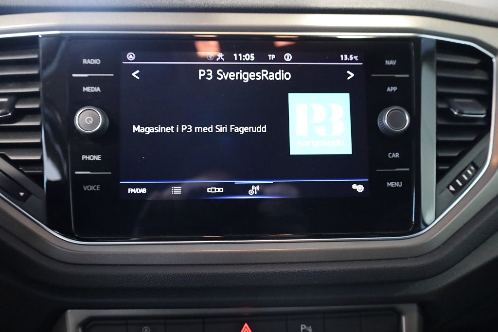 Volkswagen T-Roc 1.5 TSI ACT AUT Värmare PDC Apple Carplay 2022