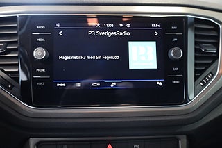 SUV Volkswagen T-Roc 16 av 25