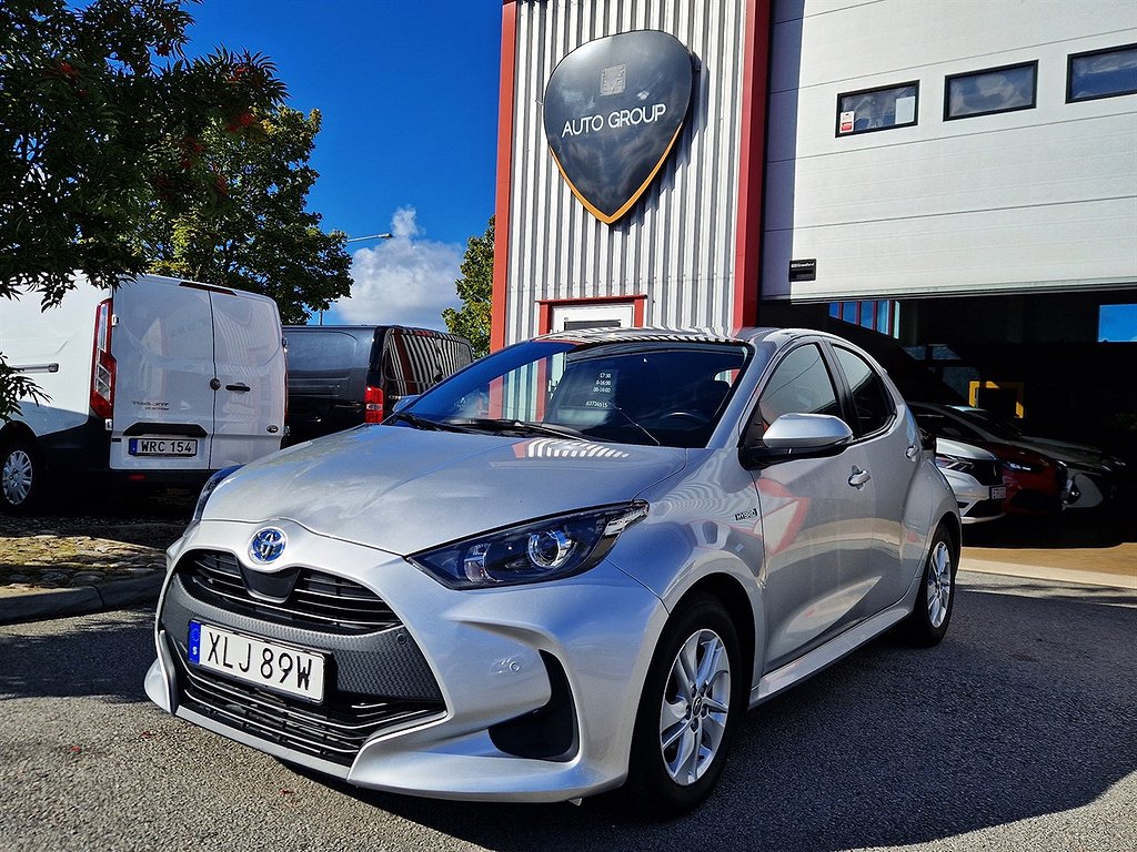 Toyota Yaris Hybrid CVT, 116hk Active