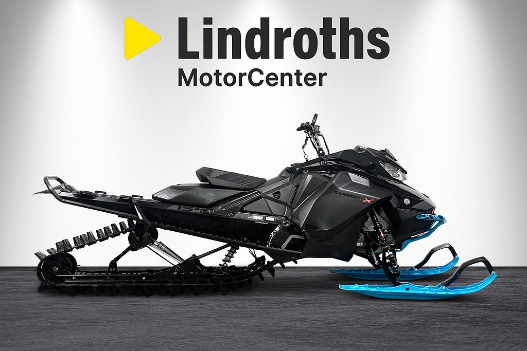 Ski-Doo SUMMIT  850 E-TEC " 154 " 