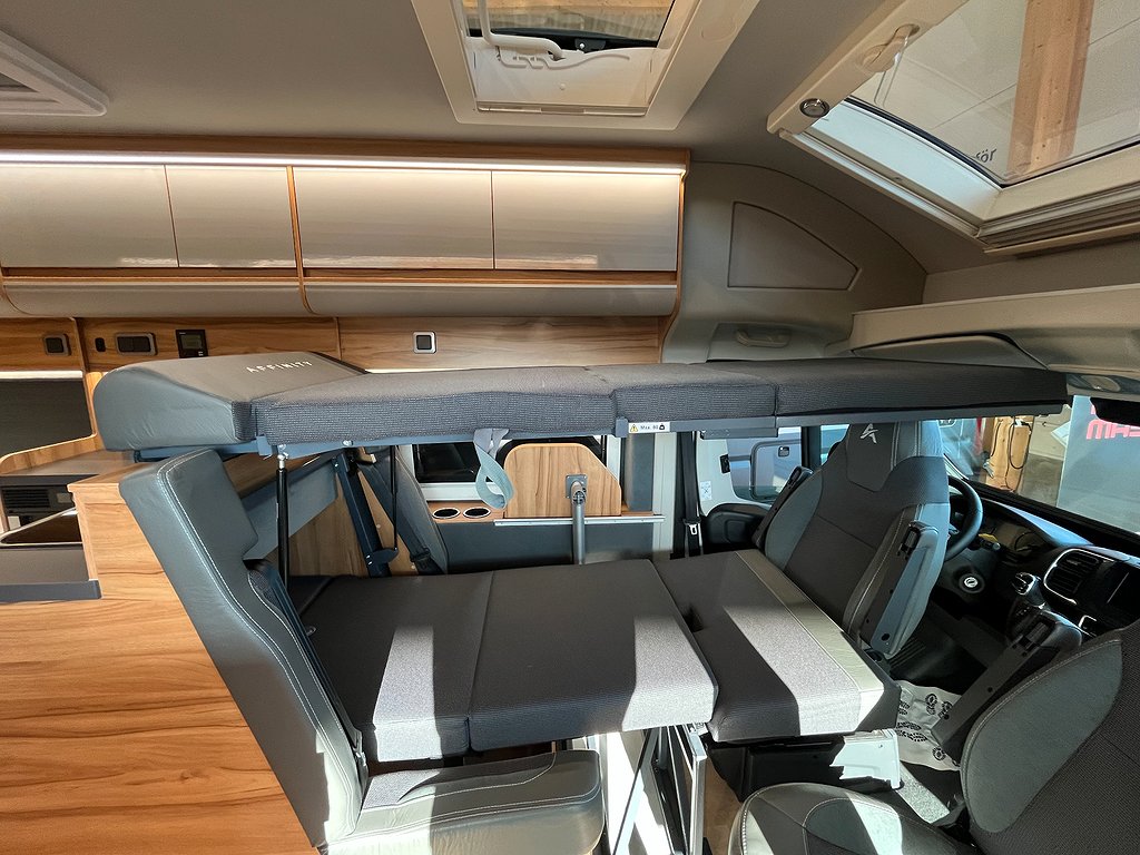 Affinity One 295 / Dragkrok / Litium / Solcell / Våningssäng - Affinity