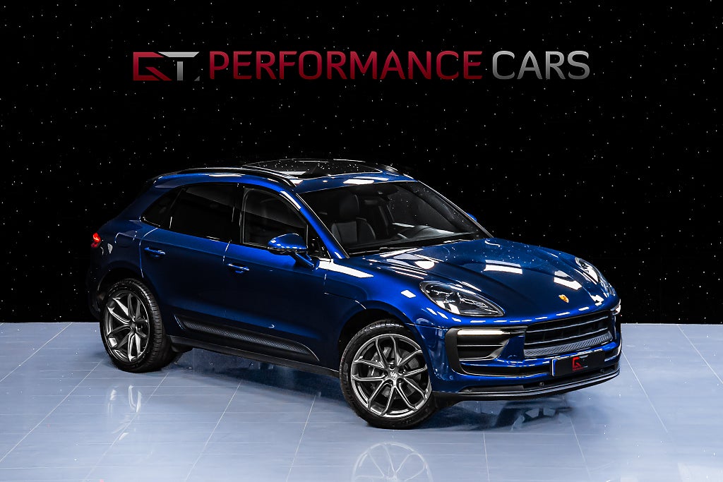 Porsche Macan PDK Gentian Blue Pano 21" Drag Värmare 14-vägs Minne