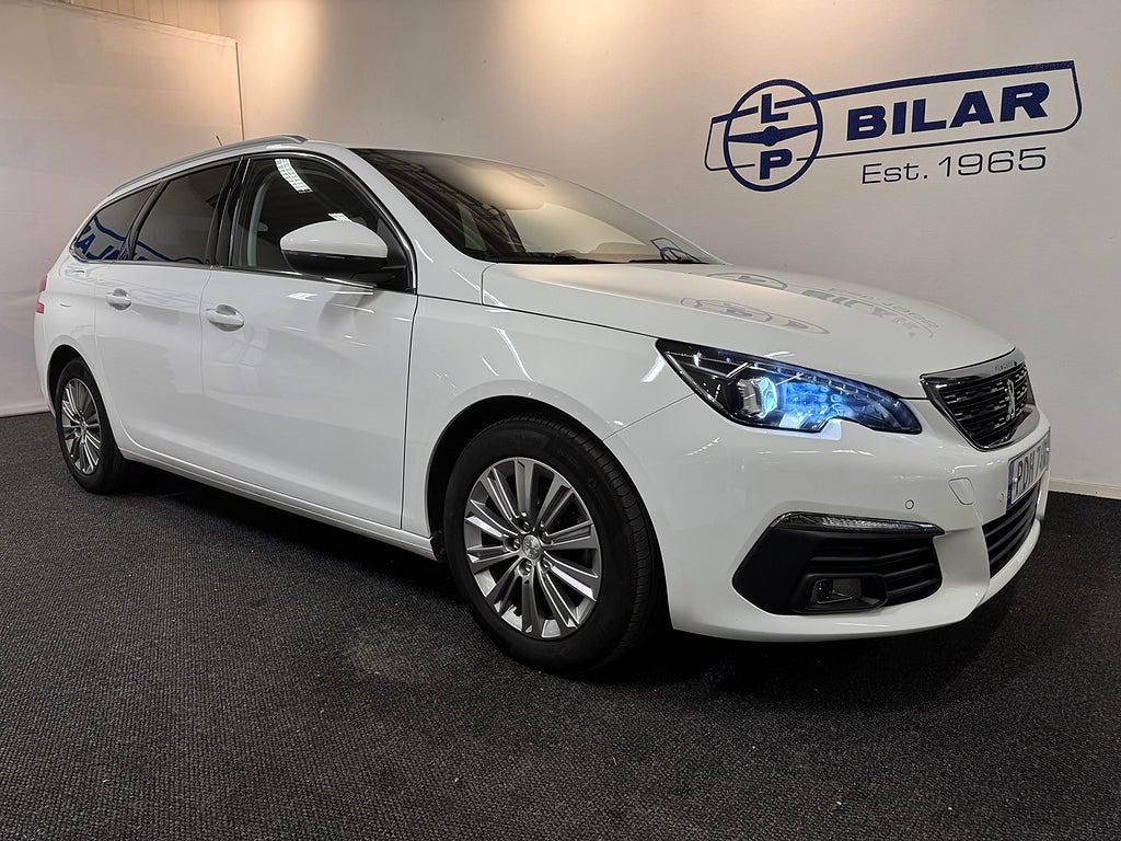 Peugeot 308 SW 1.2 PT 130hk Allure | Vhjul | Nybytt Kamrem