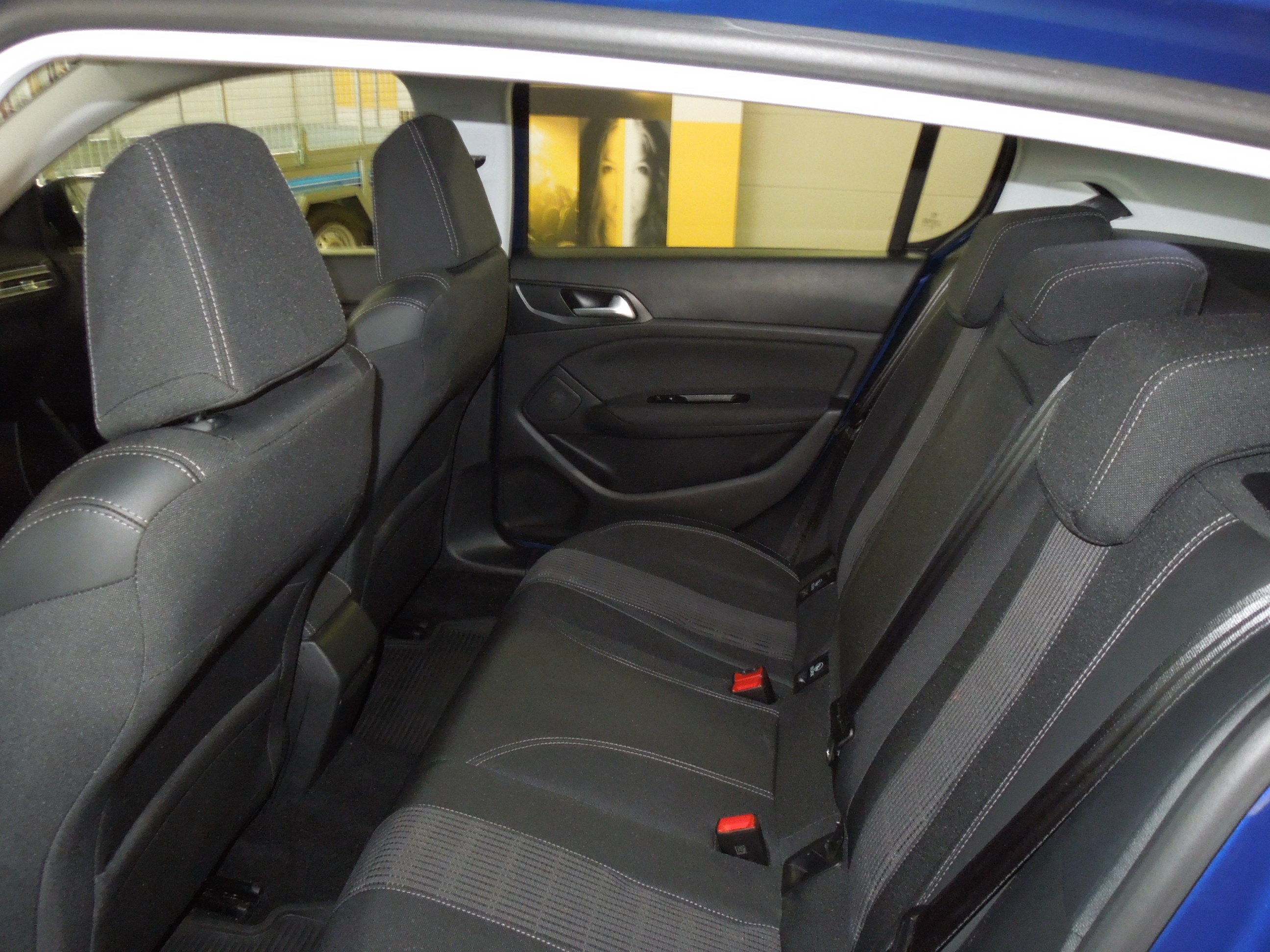 Peugeot 308 2019, bild 7/40