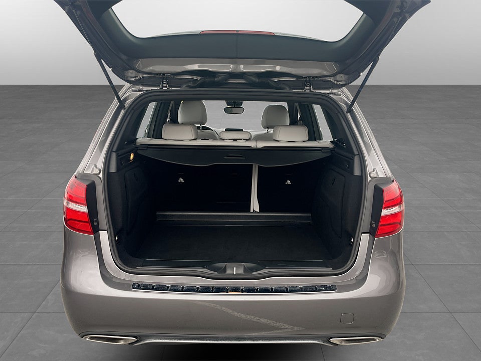 Bild på Mercedes-Benz B Urban 7G-DCT 122hk Aut B-KAMERA PANO