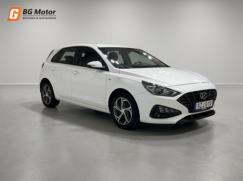 Hyundai i30 1.5 T-GDI 160HK Aut Värmare/Backkamera/Keyless