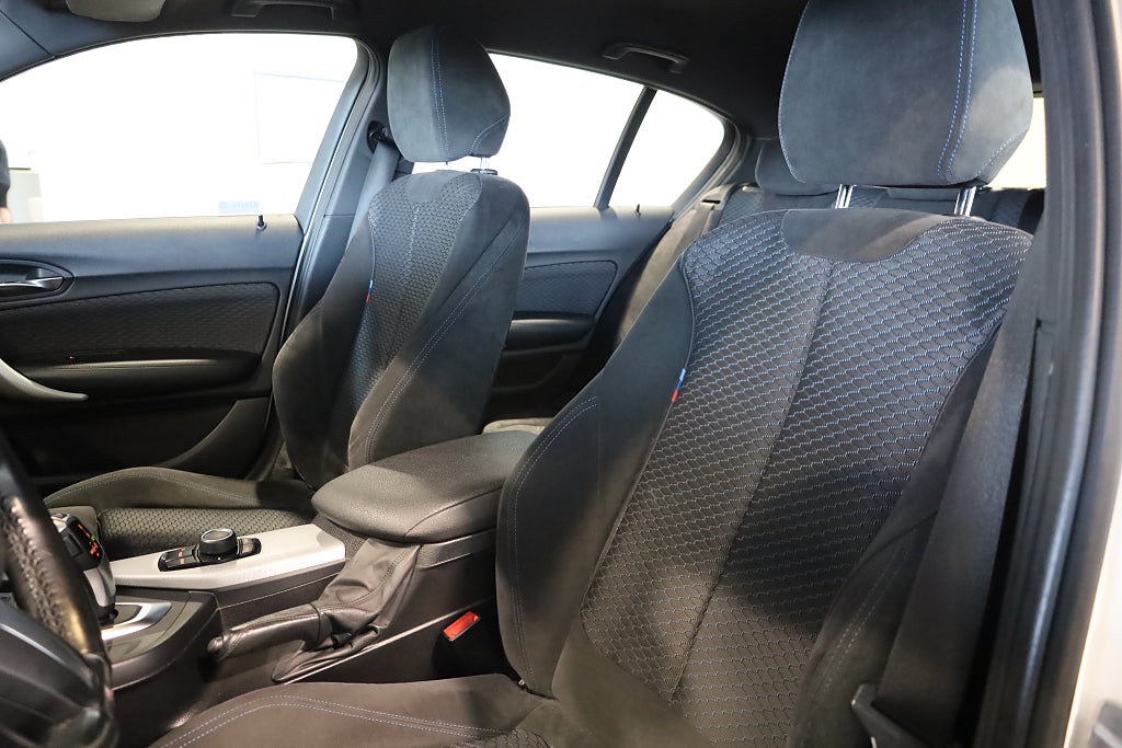 BMW 116i 5-dörrars Steptronic M Sport PDC Blåtand Connected 2015