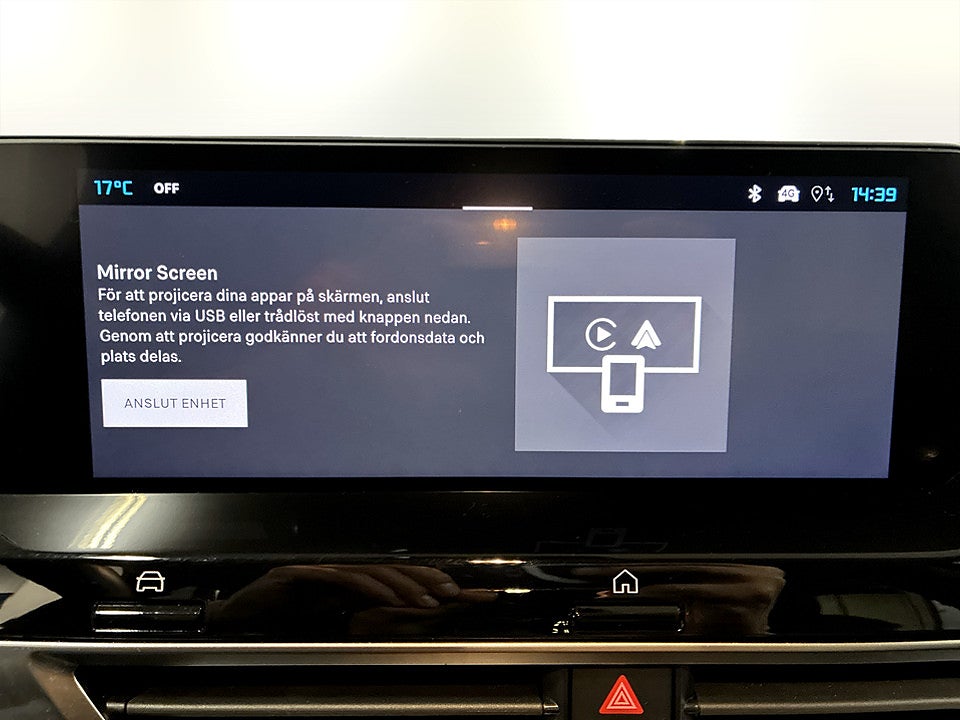 Bild på Citroën C4 Shine 1.2 PT 130hk Aut NAVI CARPLAY