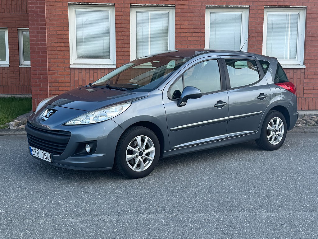 Peugeot 207 SW Kombi 1.6 HDi 3,5L/100KM 399kr/mån 