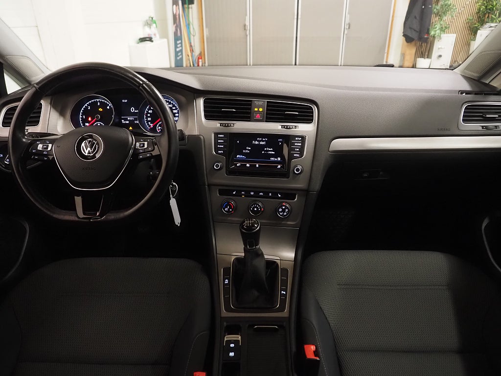 Volkswagen Golf 5-dörrar 1.6 TDI Masters D-Värm P-Sensorer 2015