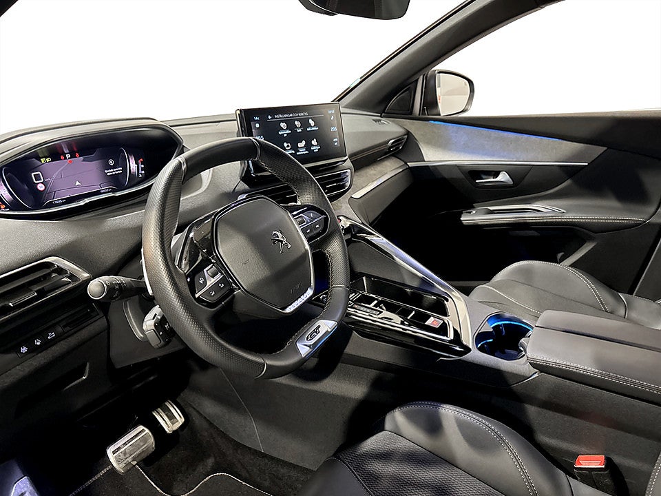 Bild på Peugeot 5008 GT 1.2 PT 130hk Aut 7-SITS B-KAMERA