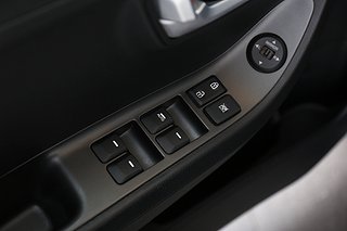 Halvkombi Kia Picanto 11 av 15