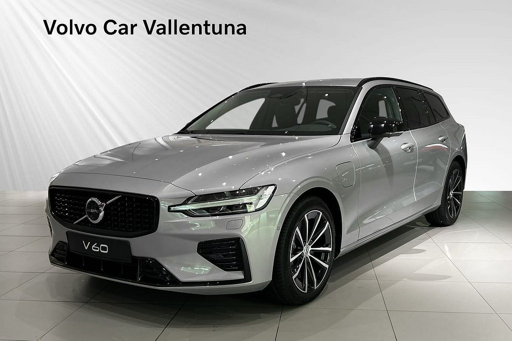 Volvo V60 T6 Plus Dark Edition LAGERBIL