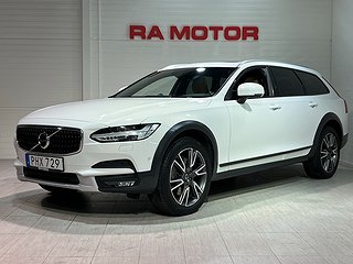 Kombi Volvo V90 Cross Country