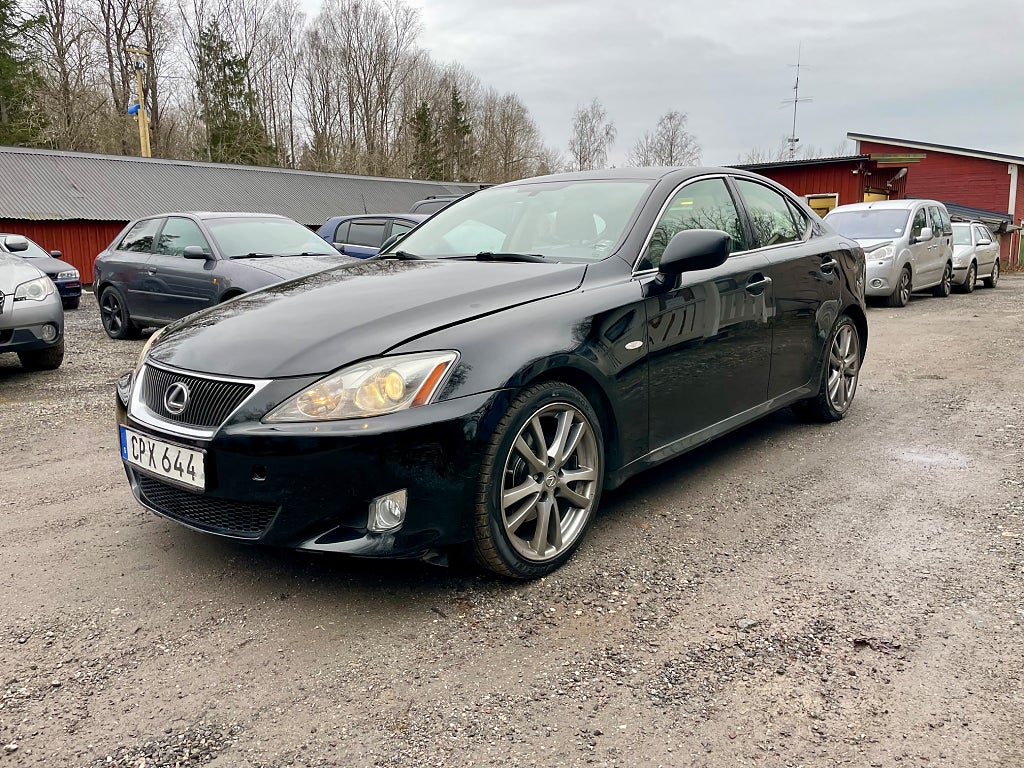 Lexus IS 250 2.5 V6 Euro 4 Nybesiktigad 