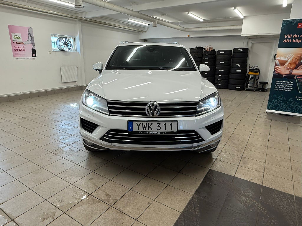 Volkswagen Touareg 3.0 V6 TDI DPF BMT 4M TIPTRONIC AUT NAVI PANO M-VÄRMA 
