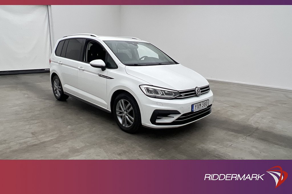 Volkswagen Touran TSI 150hk R-Line 7-sit DVärm B-Kam CarPlay