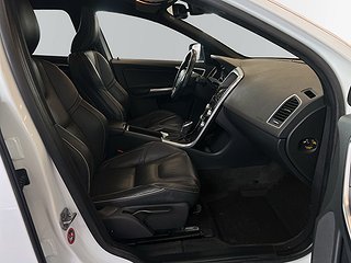 Volvo XC60 D4 AWD R-Design Panorama/Dvärm/Navi/Skinn
