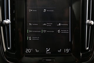SUV Volvo XC40 25 av 32