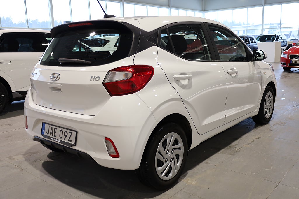 Hyundai i10 1.0 AUT AMT Essential Leasbar Rattvärme Carplay 2022