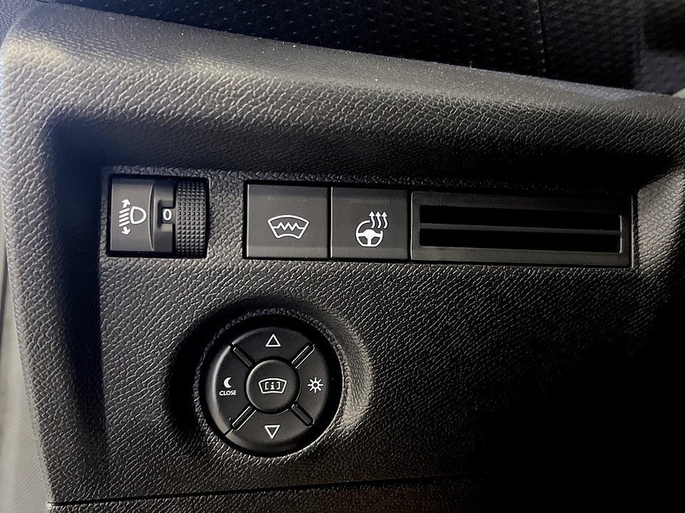 Bild på Citroën C4 Shine 1.2 PT 130hk Aut KAMPANJRÄNTA 3,99%