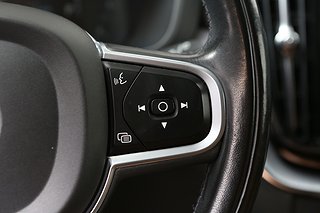 SUV Volvo XC60 19 av 35