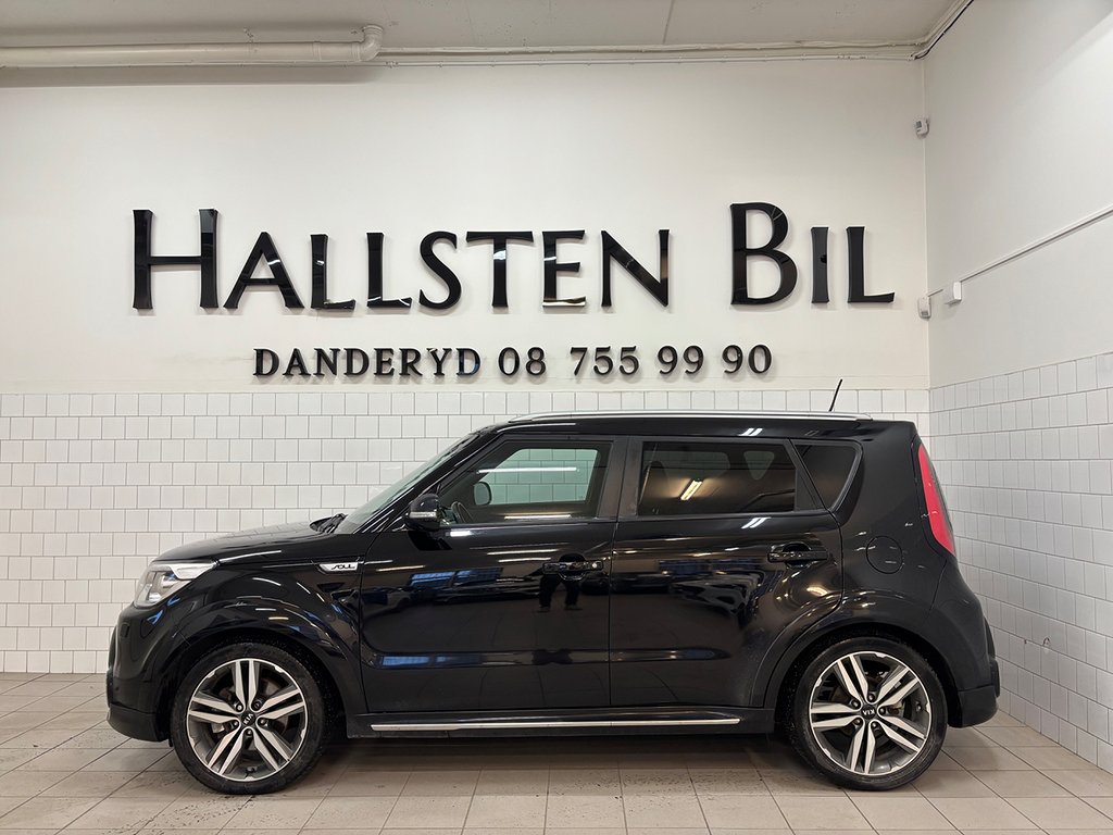 Kia Soul 1.6 CRDi Automat GLS Rattvärme Backkamera Svensksåld