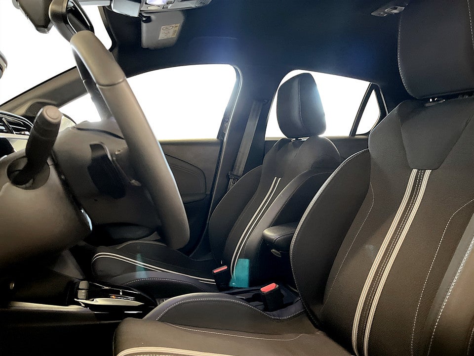 Bild på Opel Corsa GS 1.2 PT 100hk Aut B-KAMERA CARPLAY