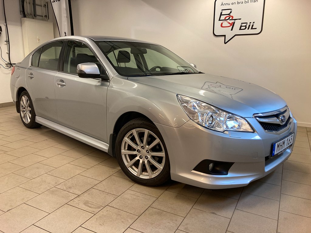 Subaru Legacy 2.5 4WD Lineartronic, 165hk, 2012