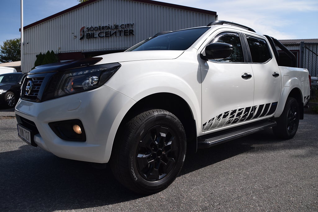 Nissan Navara Dubbelhytt 2.3 dCi 4WD Euro 6 Taklucka Moms Bil