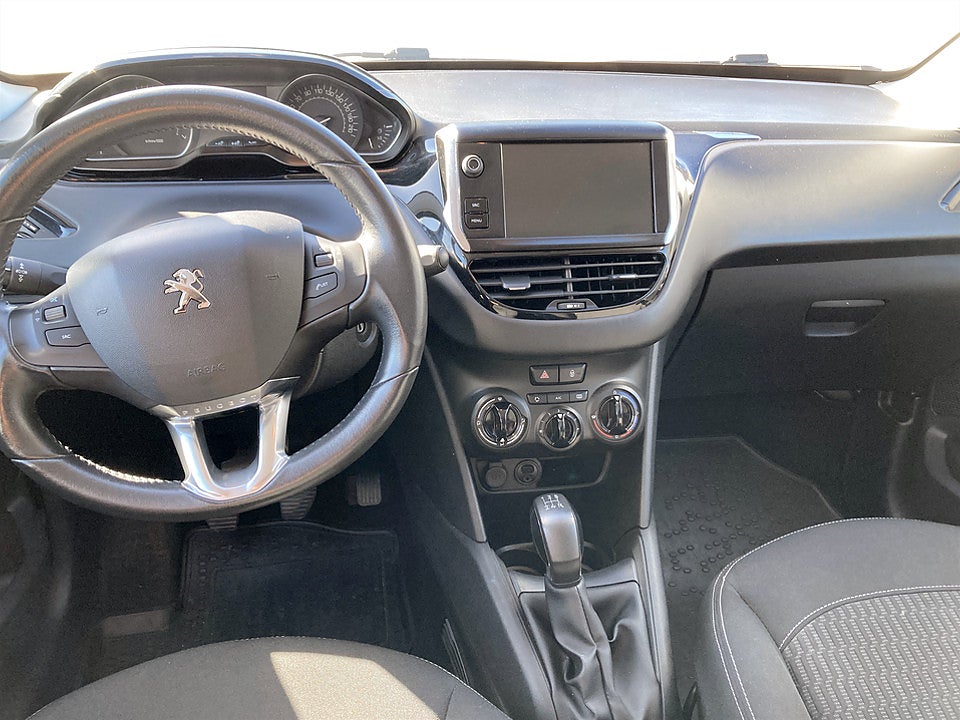 Bild på Peugeot 208 5D Active 1.2 PT 82hk FARTHÅLLARE