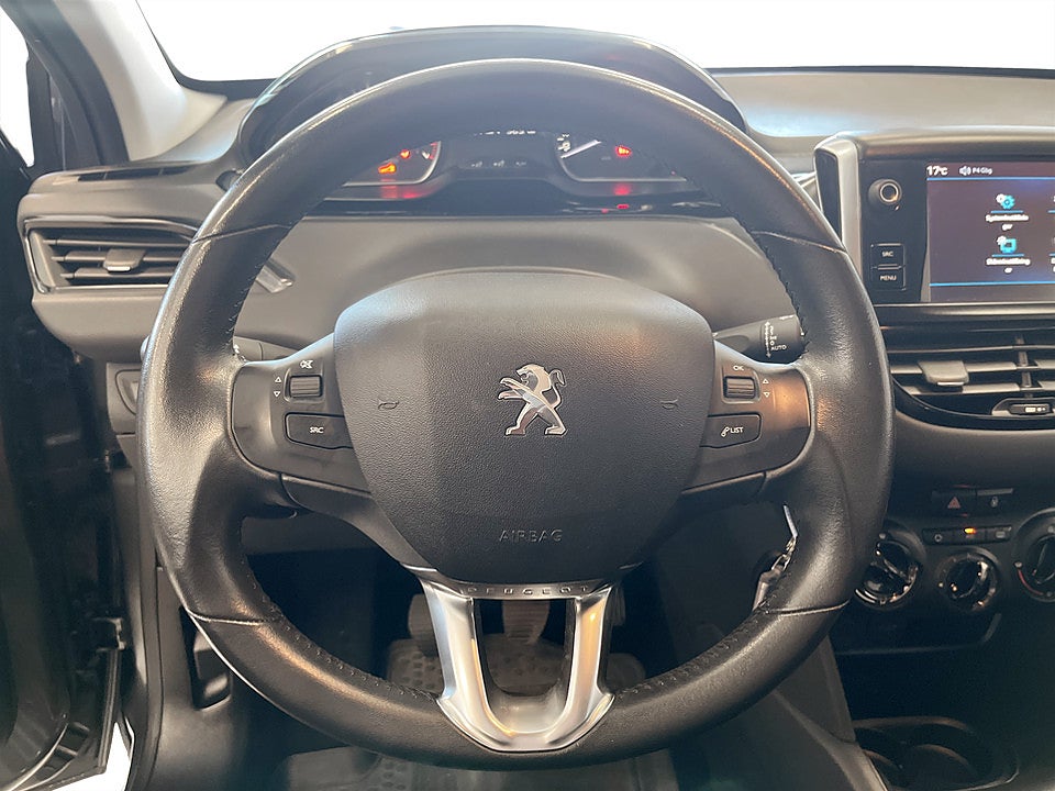 Bild på Peugeot 208 Active 1.2 PT 82hk LÅG SKATT!