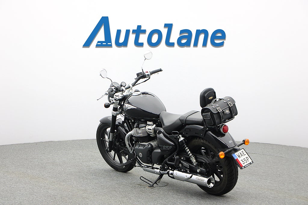 Royal Enfield Royal Super Meteor 650 *RESERVERAD*