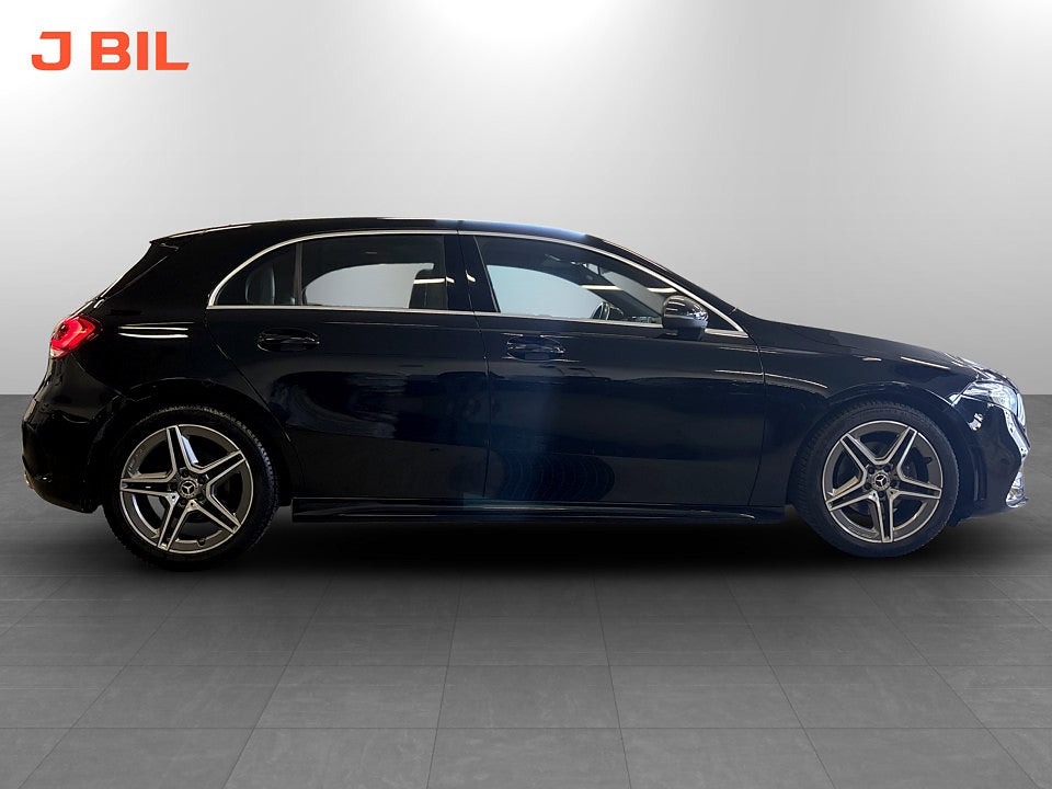 Bild på Mercedes-Benz A180 AMG Line 136hk Aut TAKLUCKA B-KAMERA