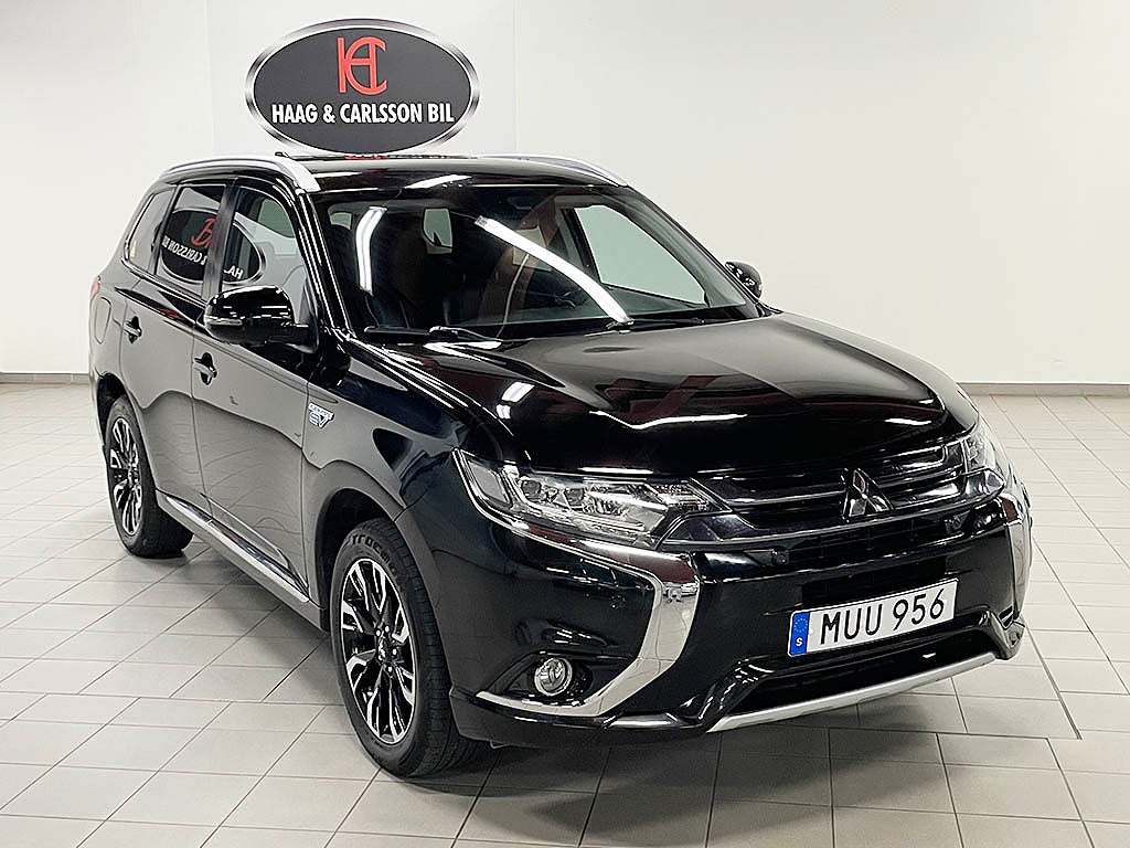 Mitsubishi Outlander PHEV Business Automat 203Hk