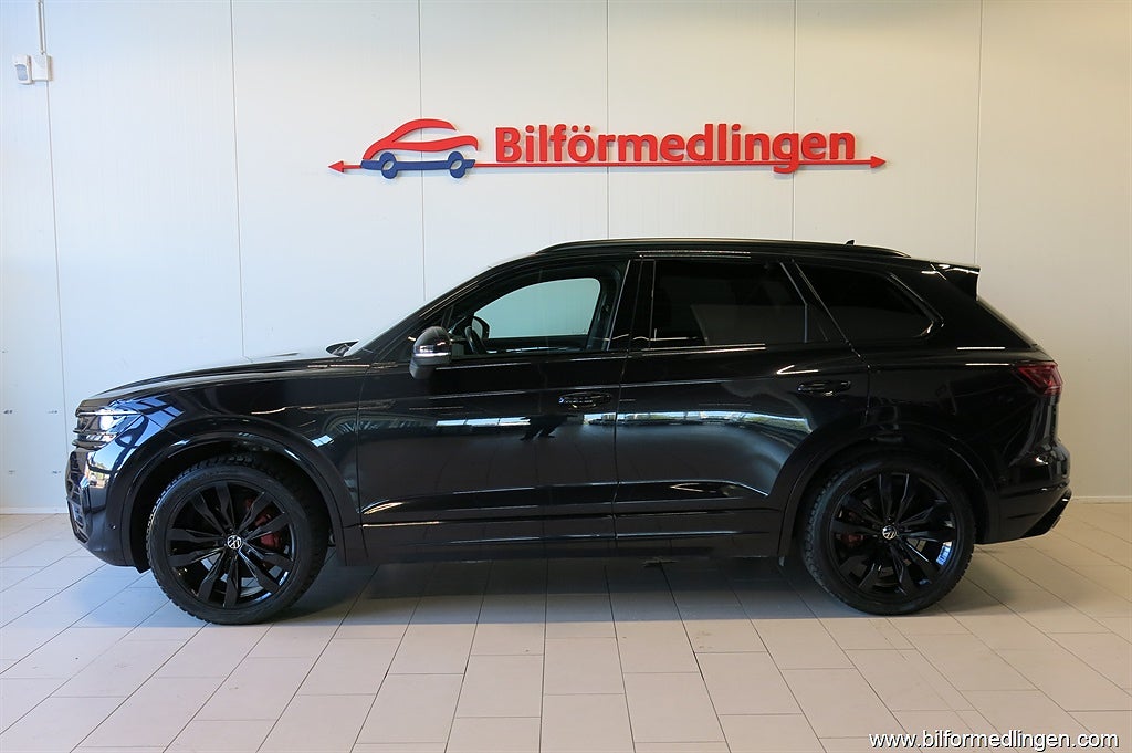 Volkswagen Touareg 3.0 TDI 4M 286hk R Line Black Executive Innovation